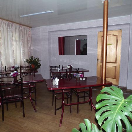 Na Admirala Makarova Hotel Mykolaiv Eksteriør billede